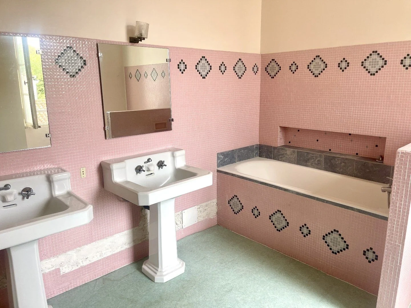 2 - vente maison saintes charente-maritime france