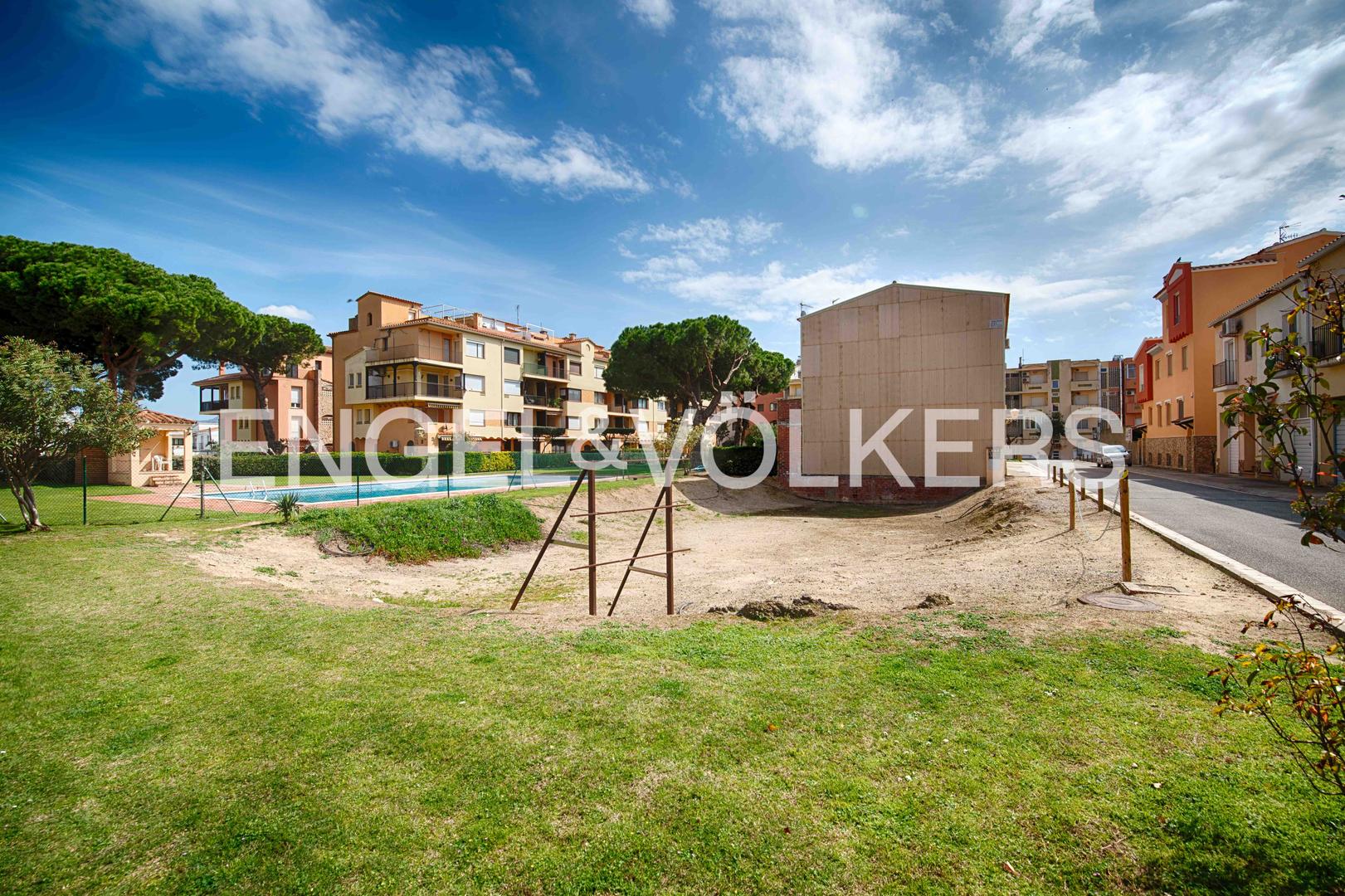 2 - venta terreno empuriabrava cataluña españa