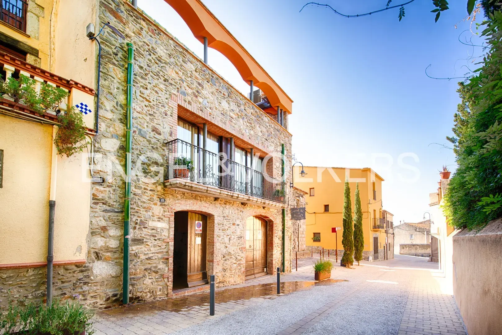 2 - house for sale in espolla catalonia spain
