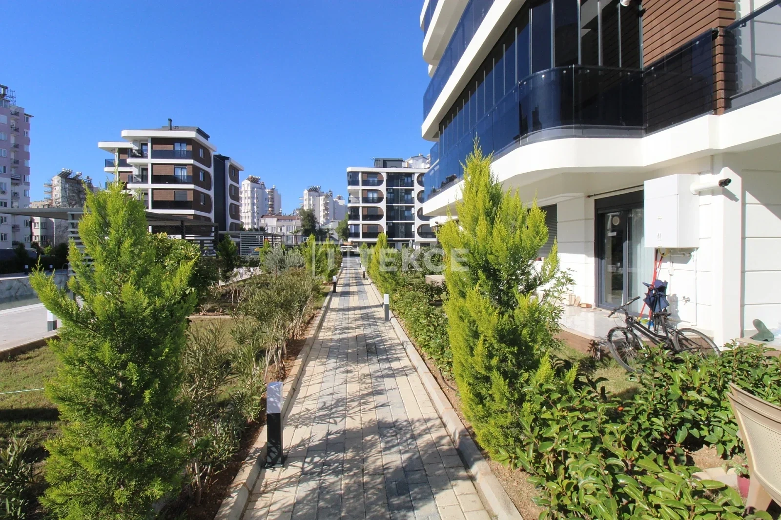 2 - venta apartamento a pie de playa muratpasa antalya turquía