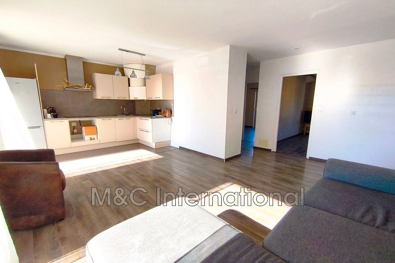 Apartamento vista al mar con terraza