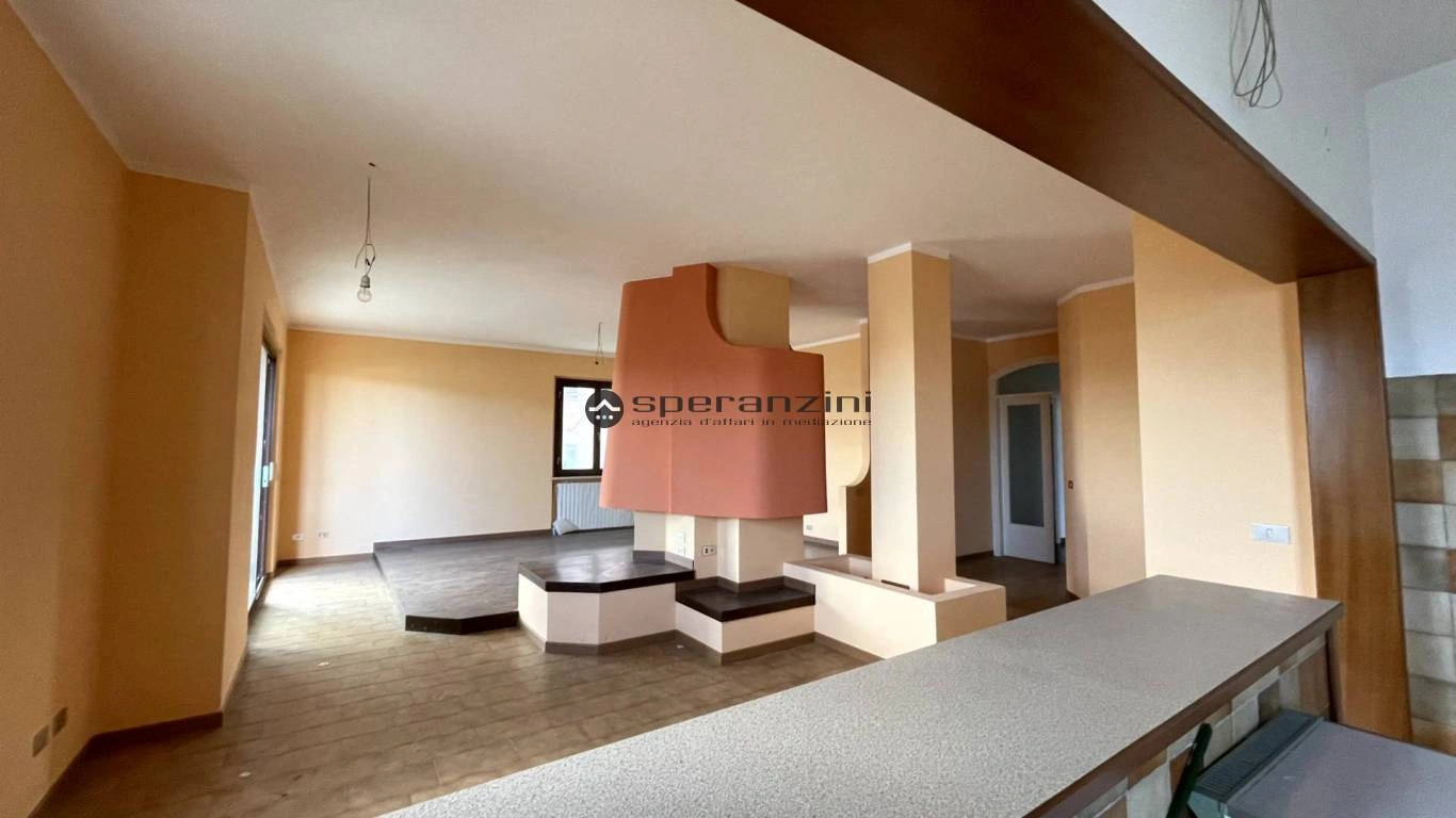 2 - venda casa colli al metauro marcas itália