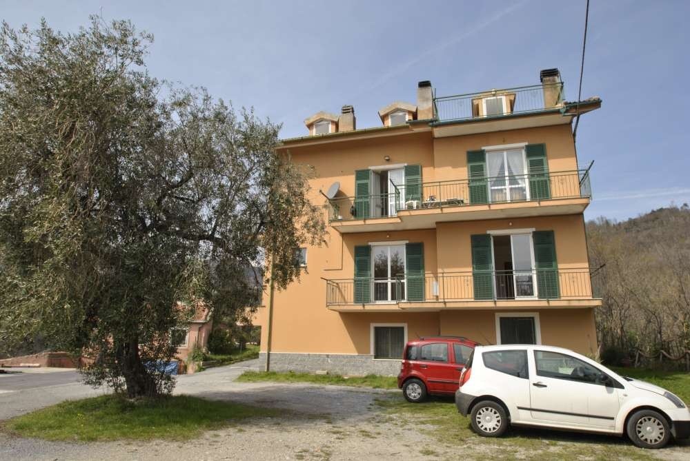 1 - house for sale in vezzi portio liguria italy