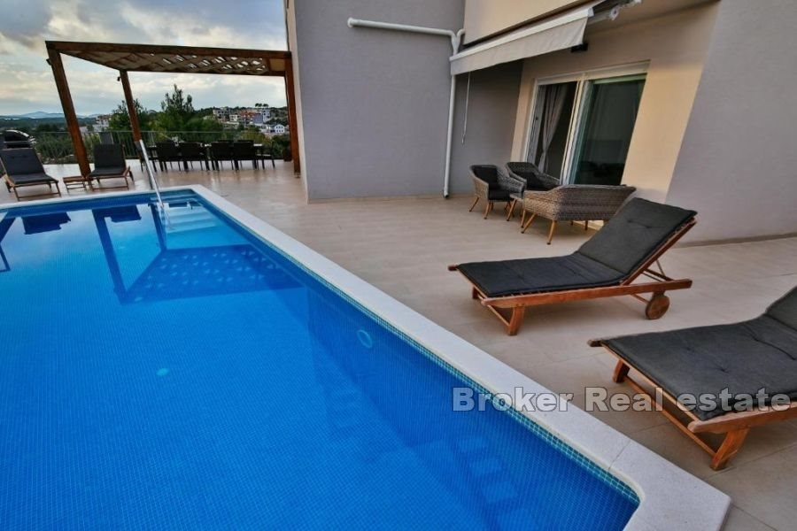 2 - venta casa vista al mar šibenik šibenik-knin croacia