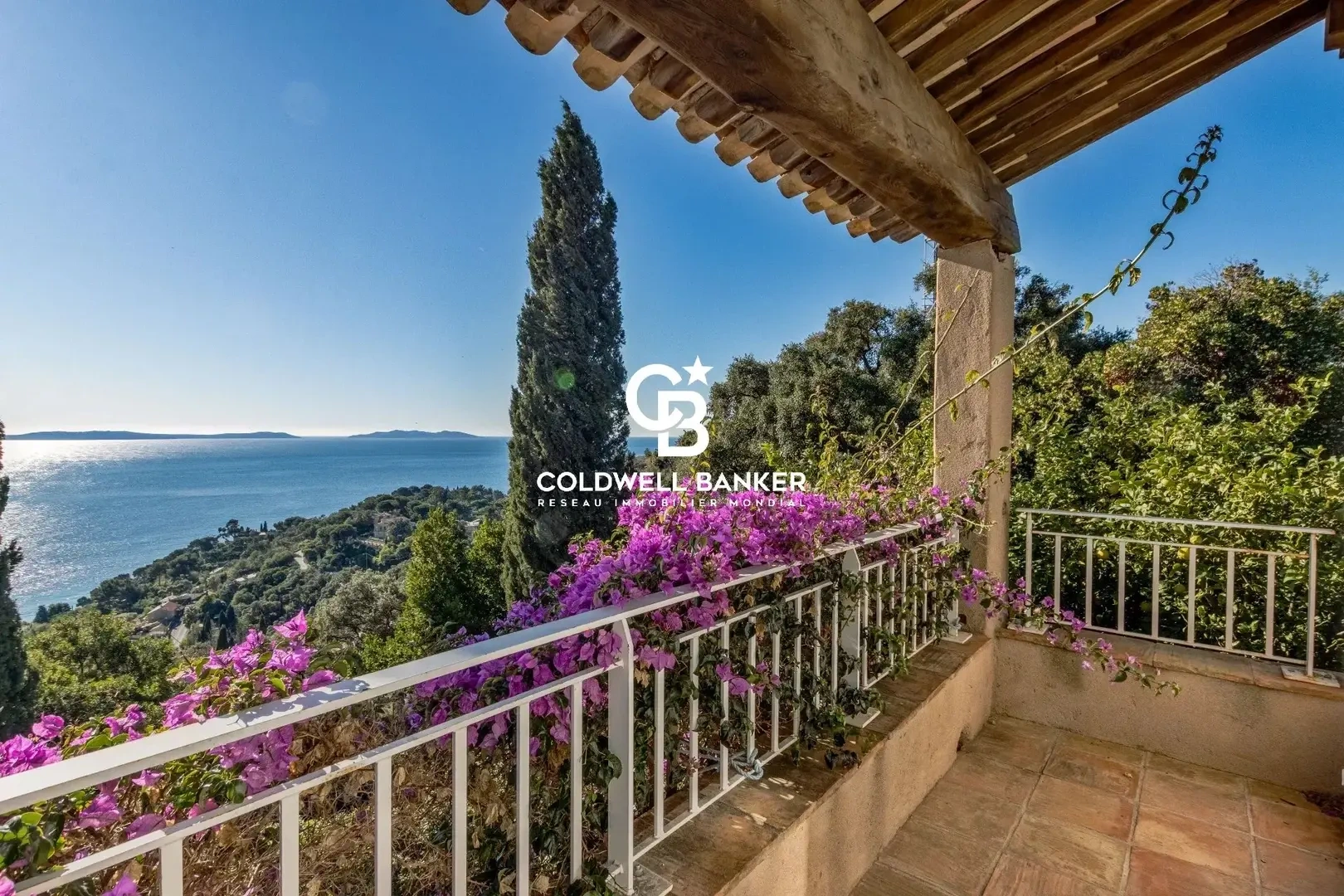 2 - venta casa vista al mar rayol-canadel-sur-mer var francia