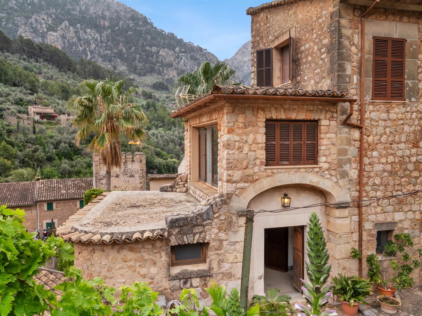 2 - venda casa fornalutx maiorca - ilhas baleares espanha