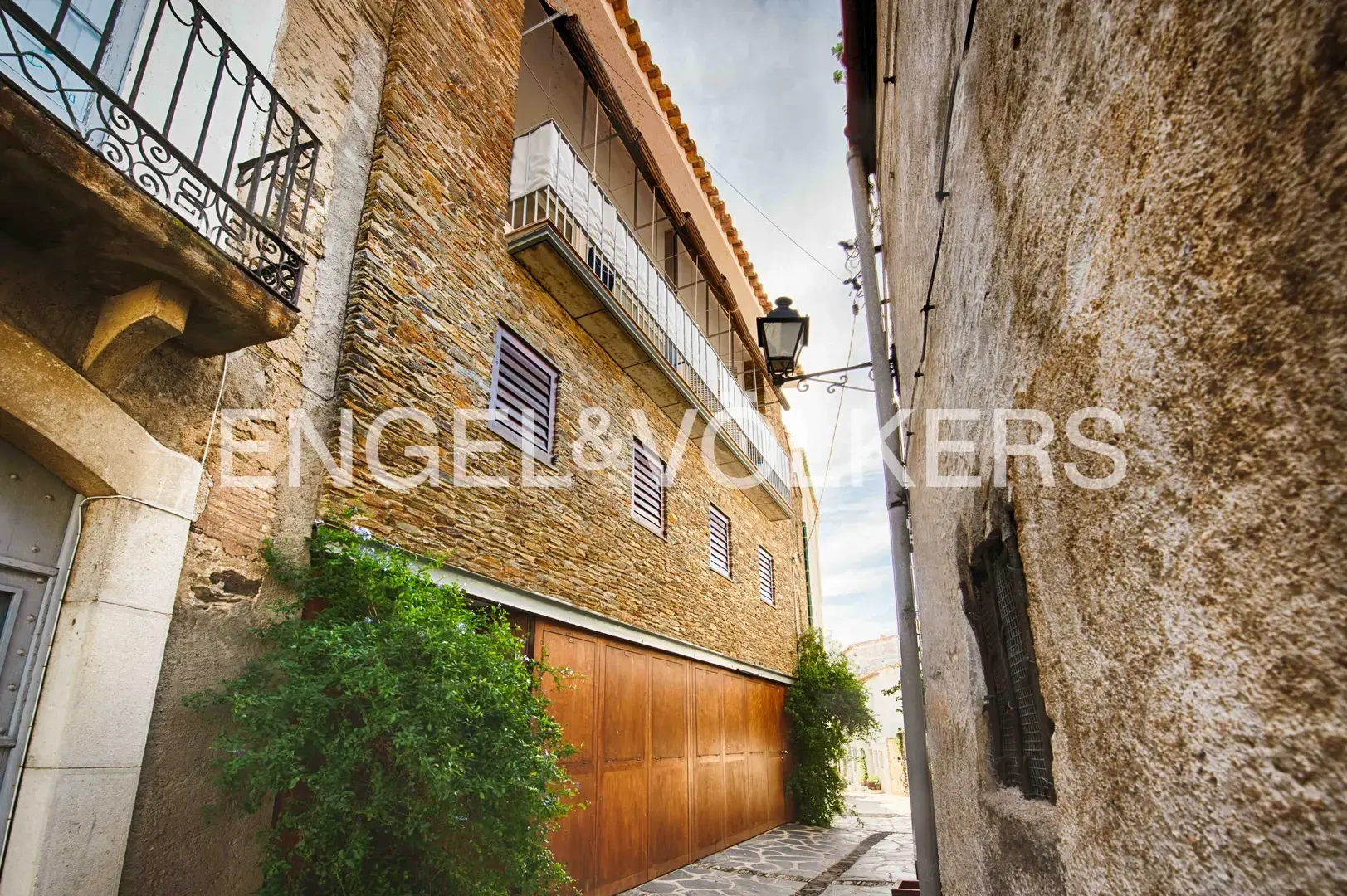 1 - venta casa a pie de playa cadaques cataluña españa