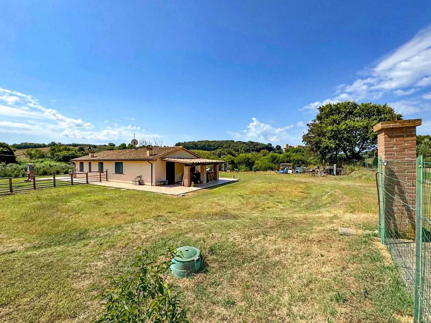 2 - vente maison bibbona toscane italie