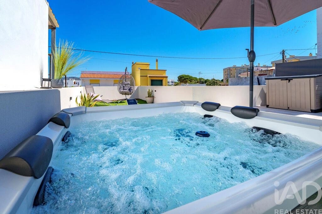 1 - venda villa quelfes algarve portugal