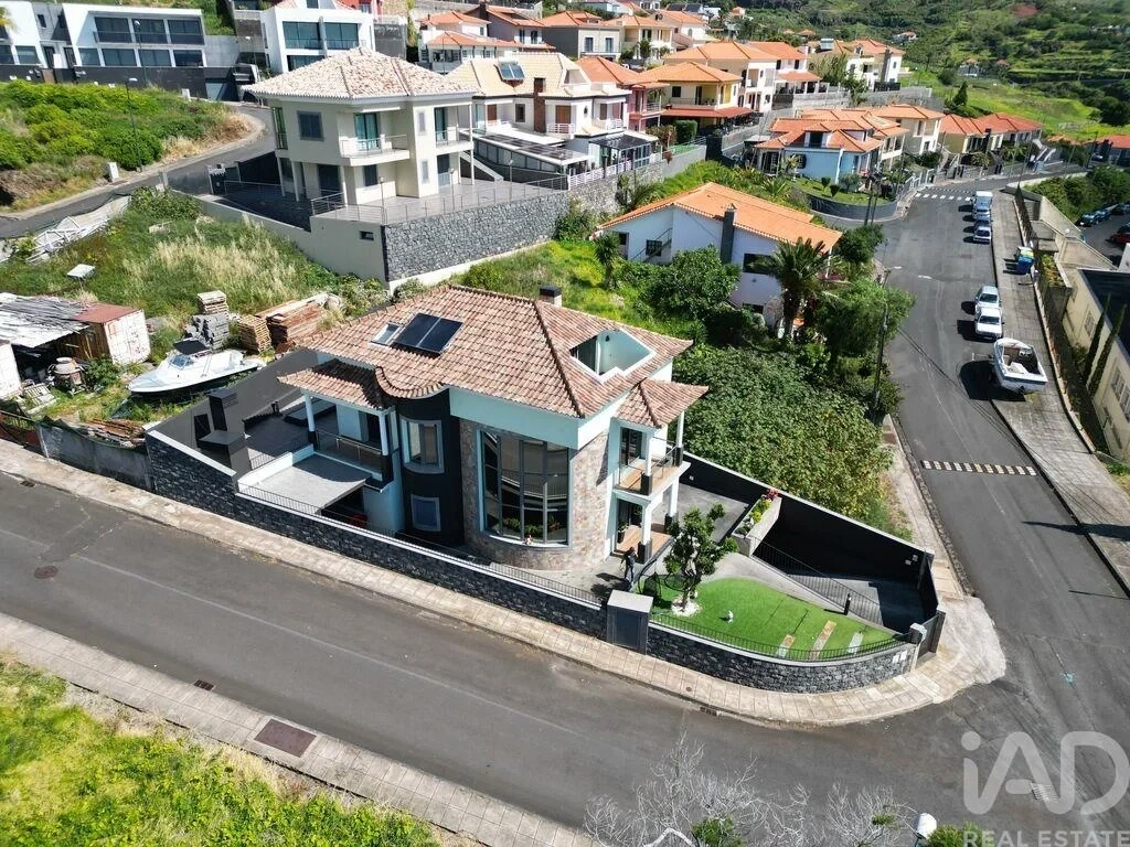 1 - vente villa caniçal madère portugal