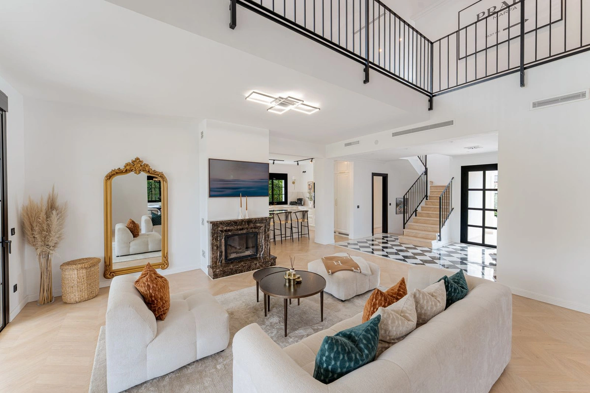2 - house for sale in estepona - costa del sol andalusia spain