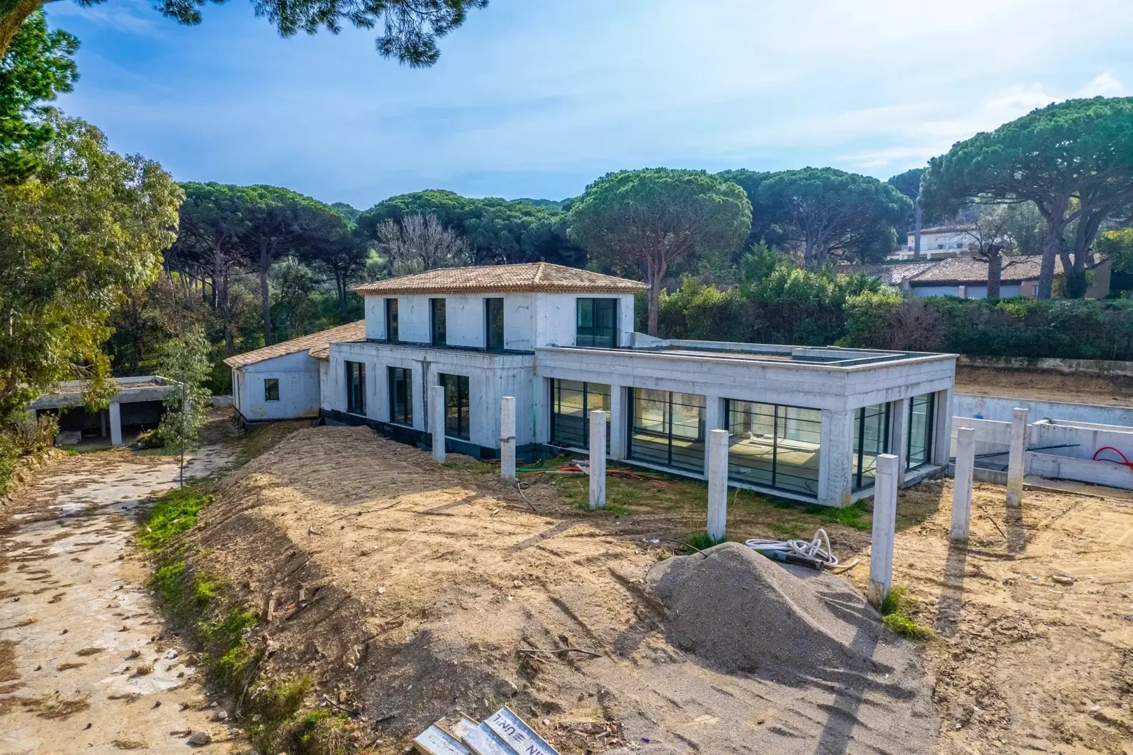 2 - sea view house for sale in saint-tropez var france