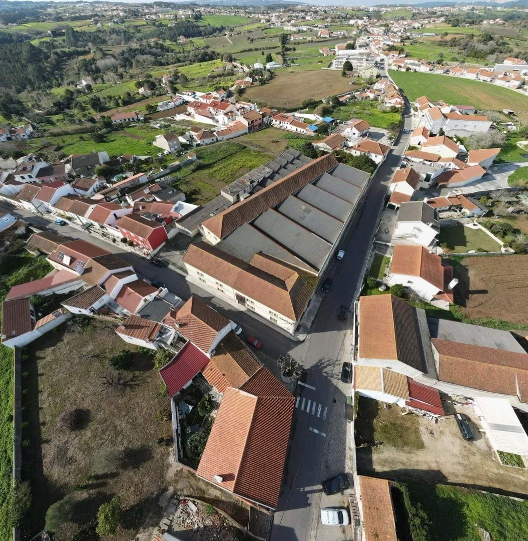 2 - business for sale in vestiaria centro region portugal