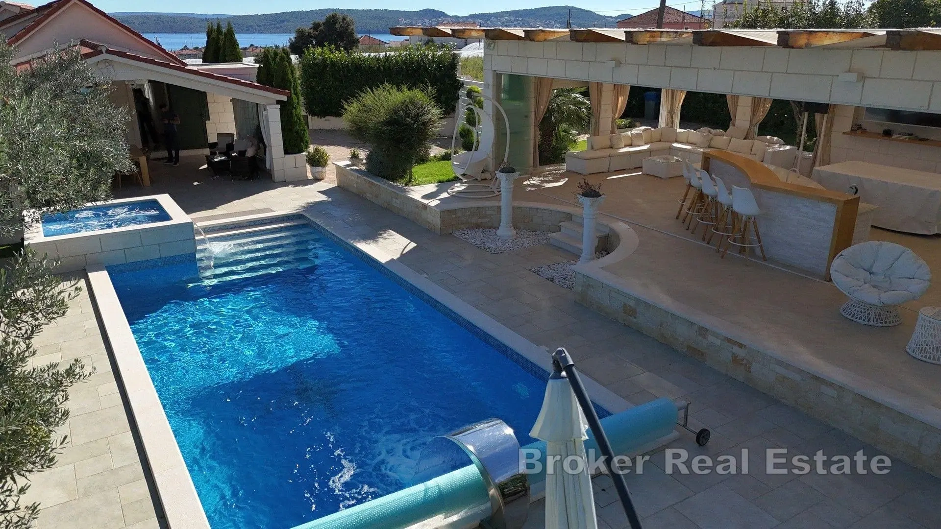 1 - venta casa a pie de playa trogir split-dalmacia croacia