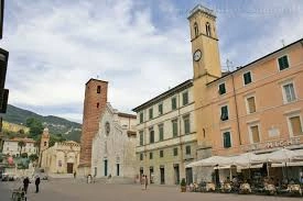 2 - beach walk house for sale in pietrasanta tuscany italy