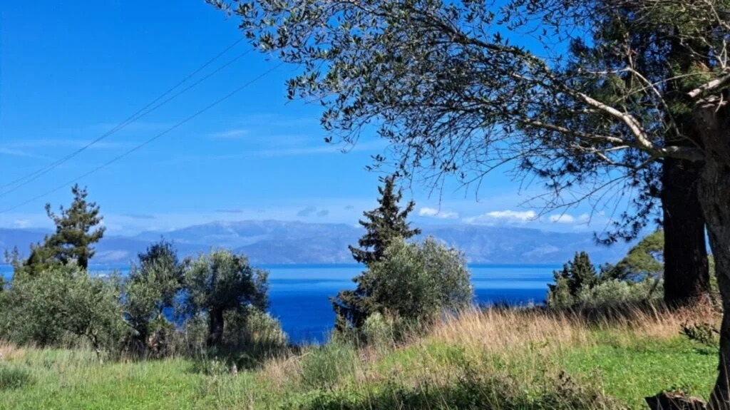 1 - vendita terreno achílleion isole ioniche grecia