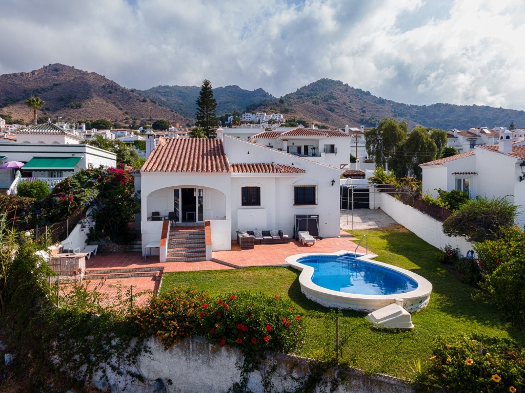2 - venta casa vista al mar nerja andalucía españa