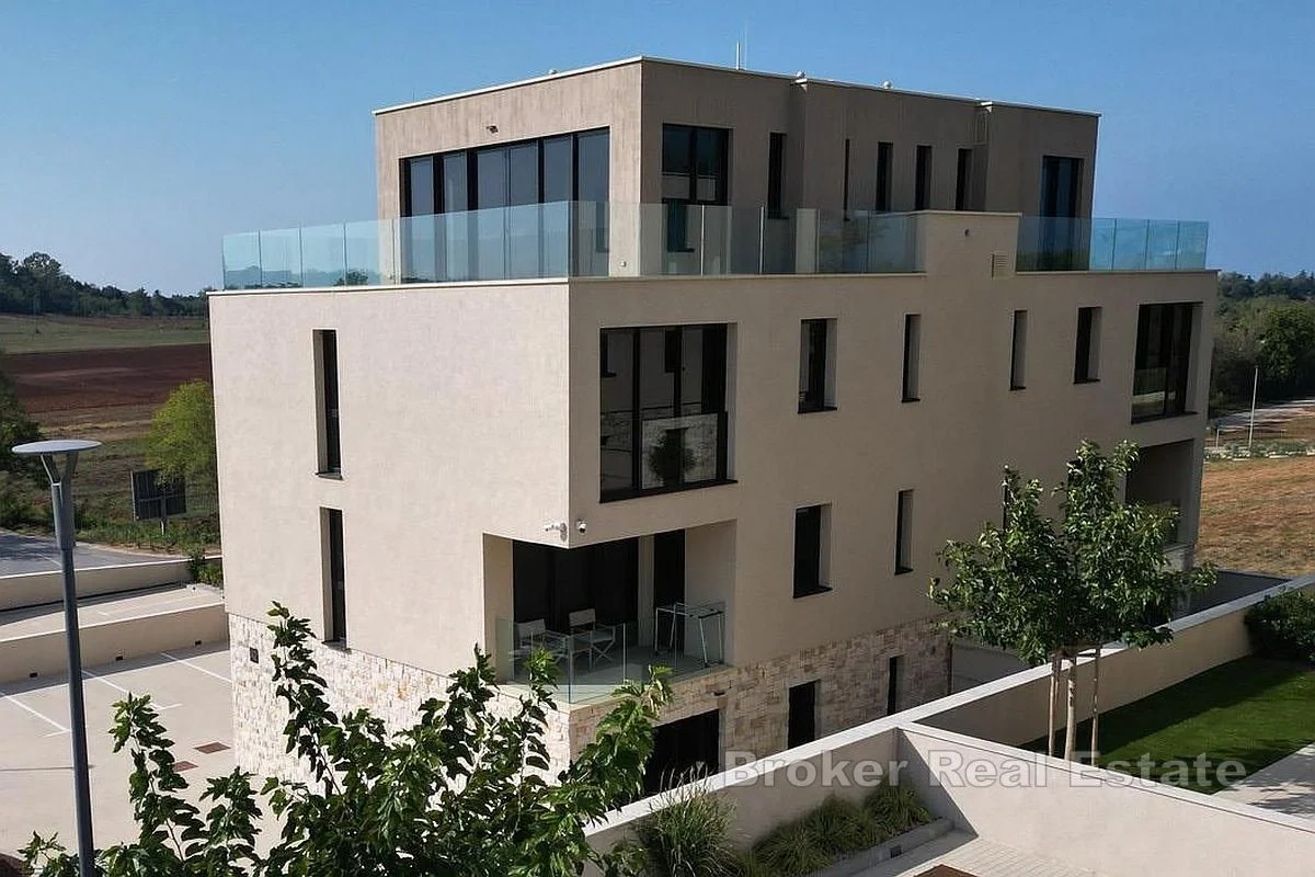 2 - vendita appartamento vista mare umag istria croazia