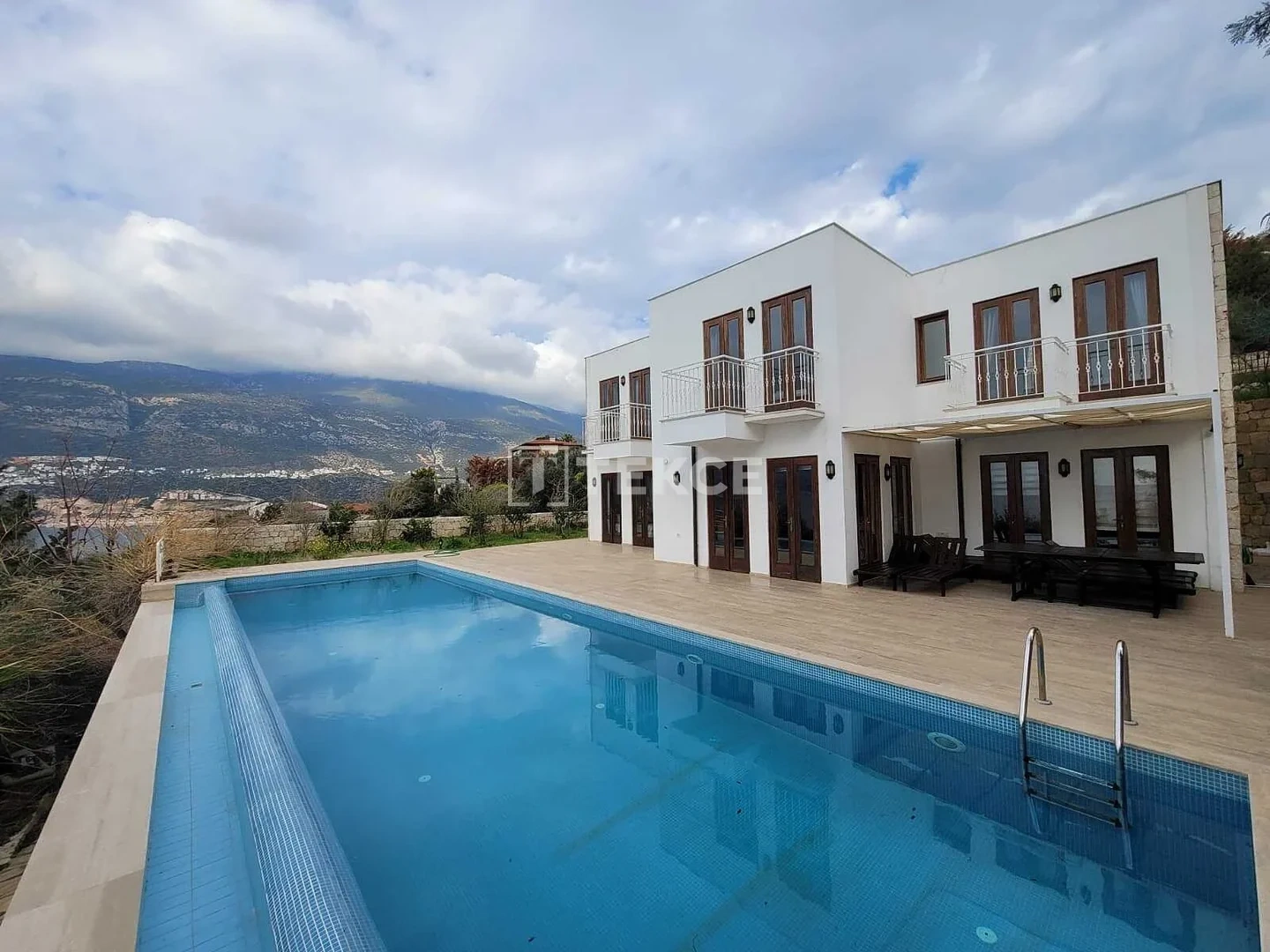 1 - vente maison vue mer kas antalya turquie