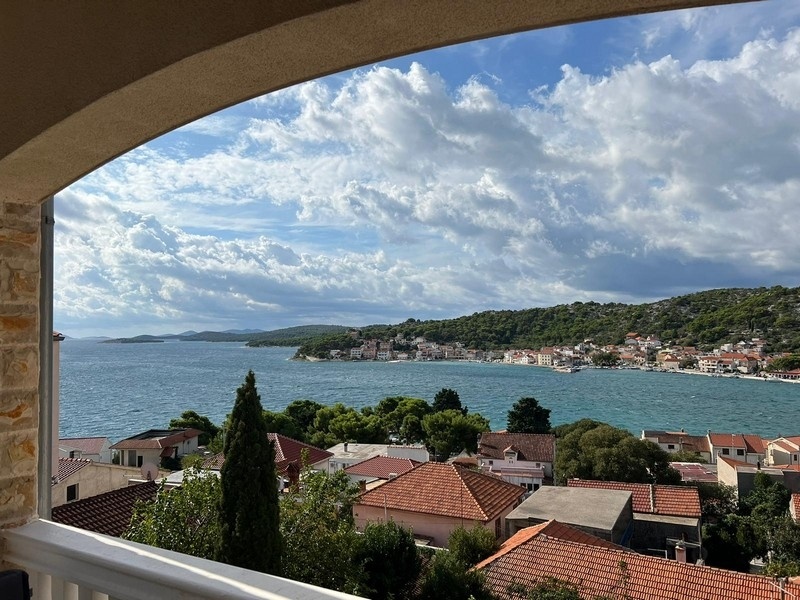 1 - venta apartamento vista al mar tisno šibenik-knin croacia
