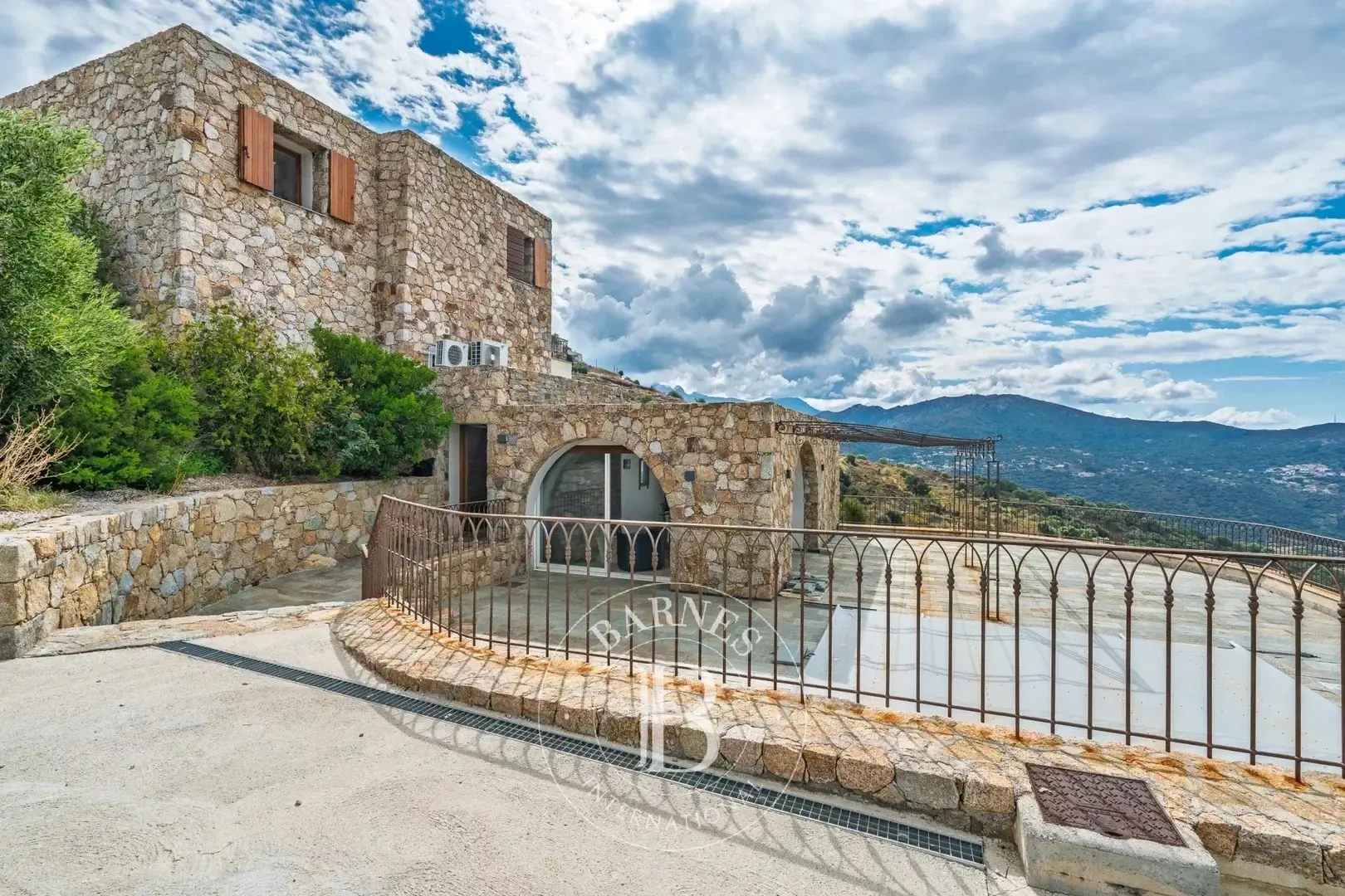 2 - sea view house for sale in l'île-rousse corsica (upper) france