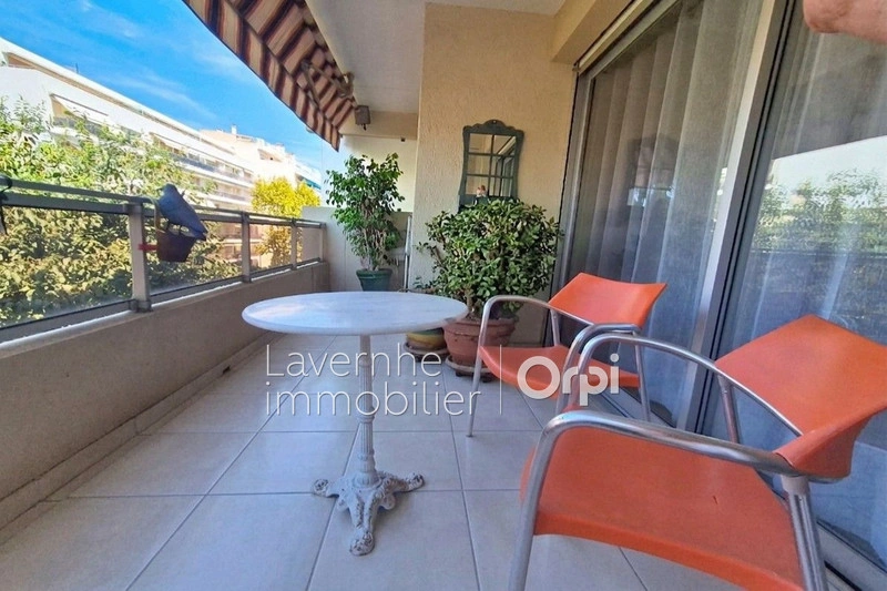1 - verkoop appartement uitzicht op zee juan les pins alpes-maritimes frankrijk