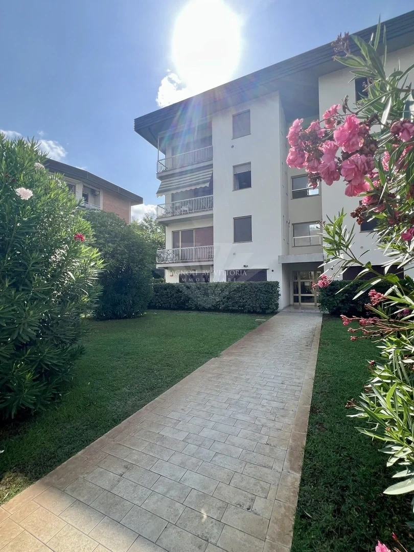 2 - venta apartamento camaiore toscana italia