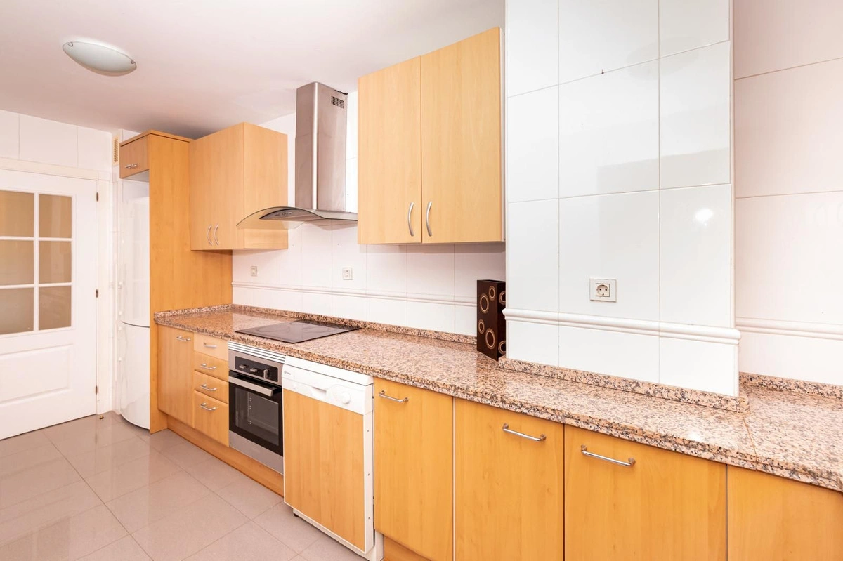 2 - продажа квартира пляж пешком estepona - costa del sol андалусия испания