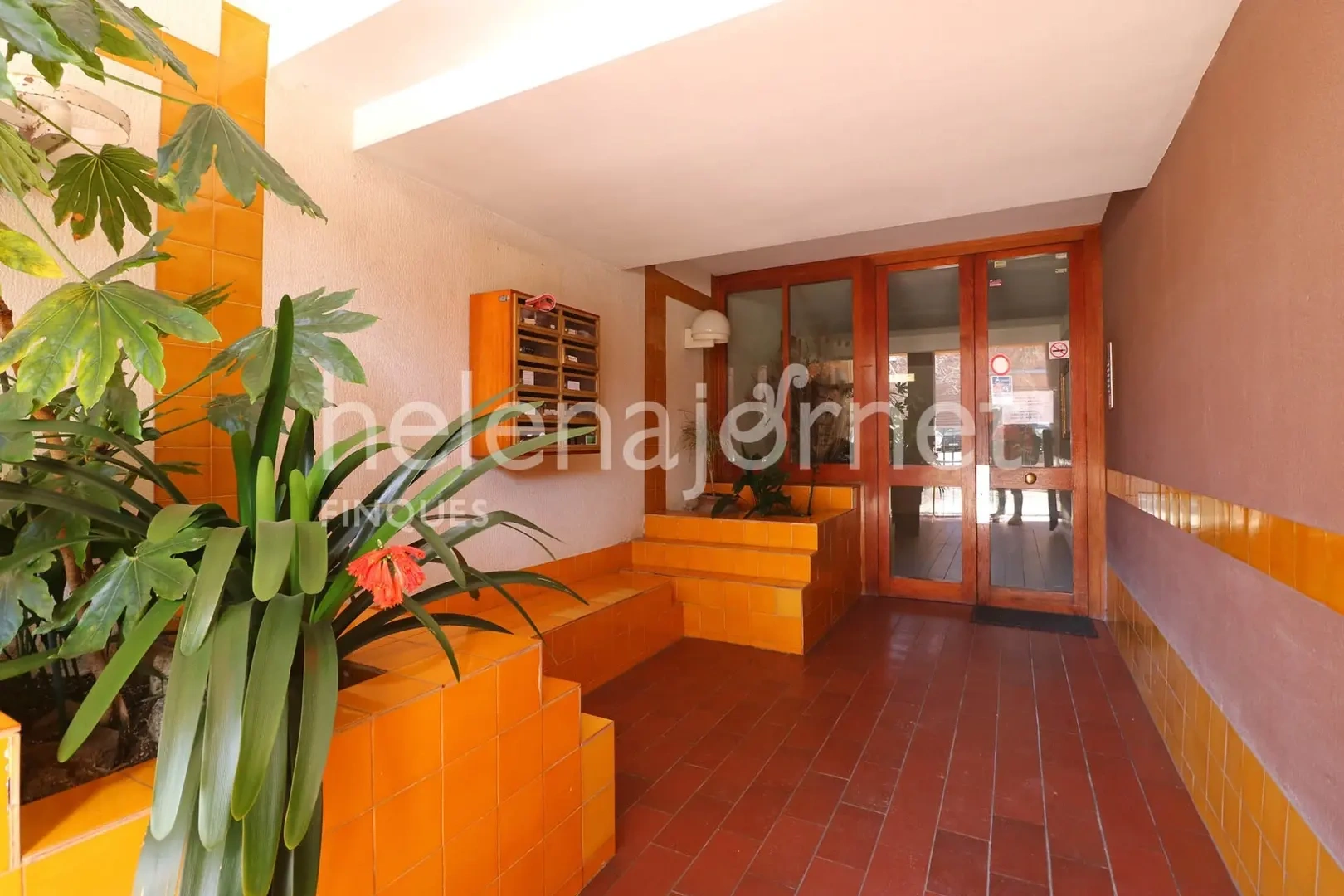 2 - venda apartamento a praia ao pé sant feliu de guixols catalunha espanha
