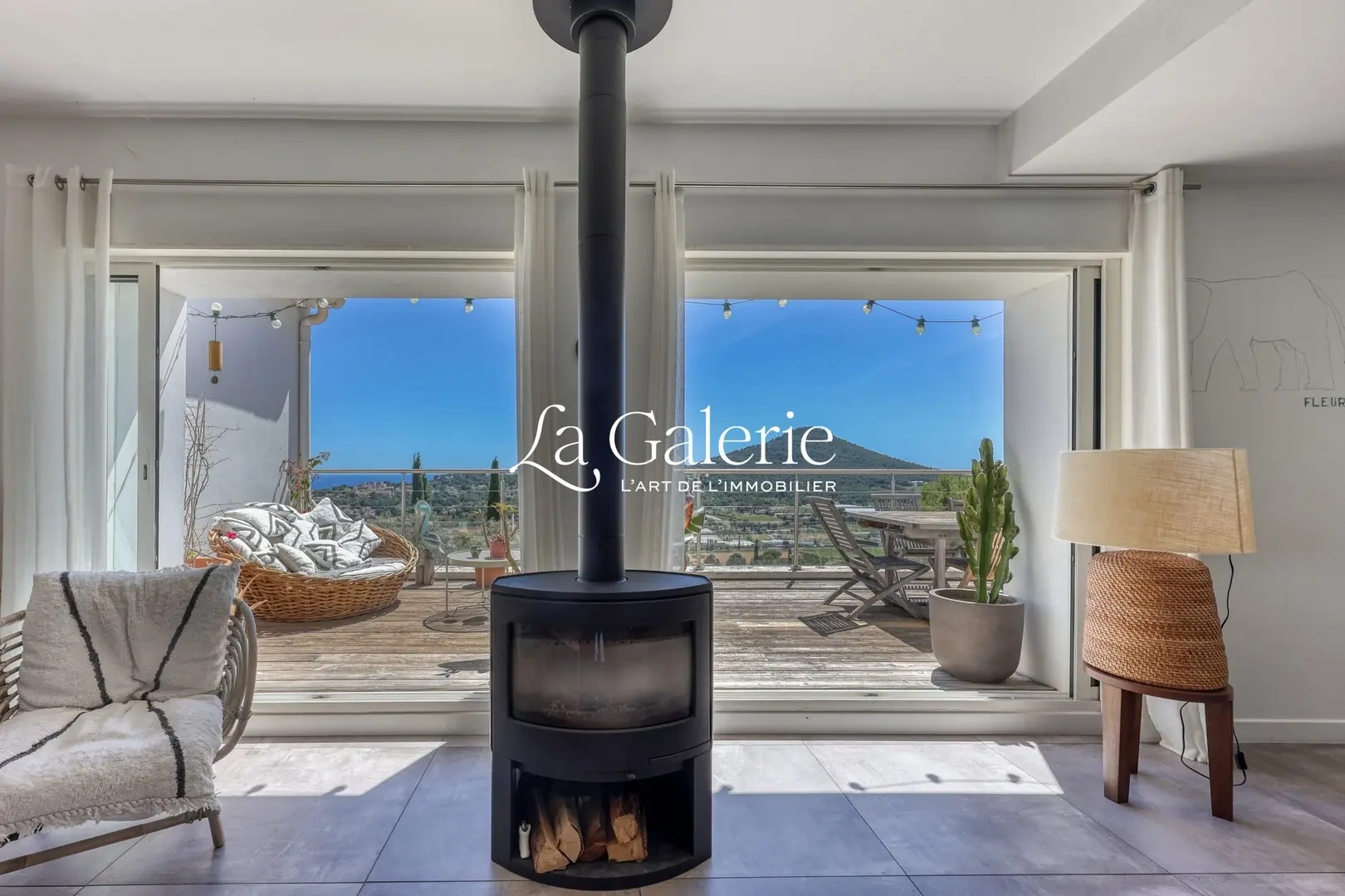 2 - vente appartement vue mer carqueiranne var france