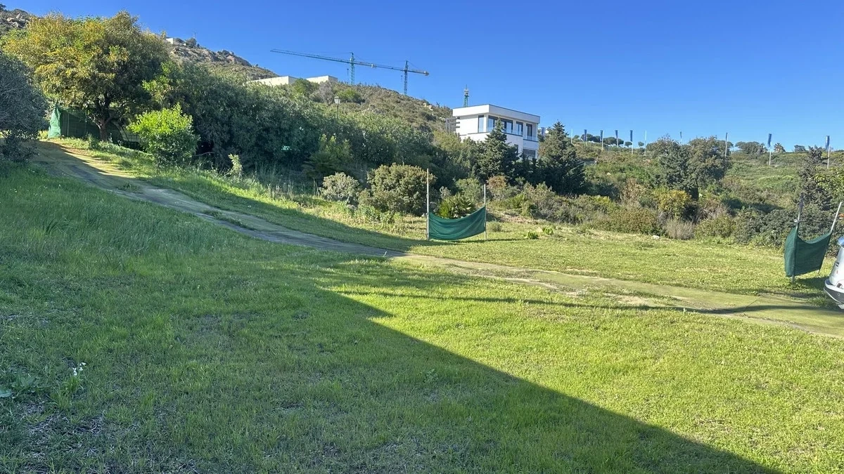 2 - venta terreno vista al mar manilva andalucía españa