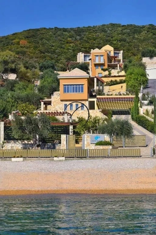 2 - vendita commercio fronte mare sivota epiro grecia