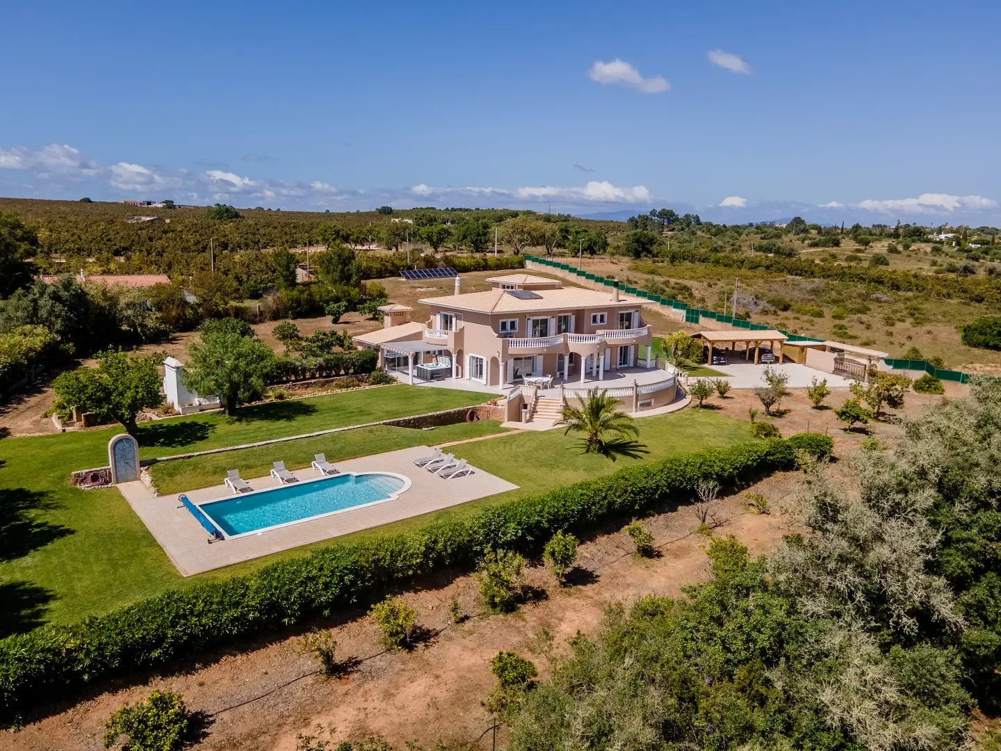 Casa com piscina