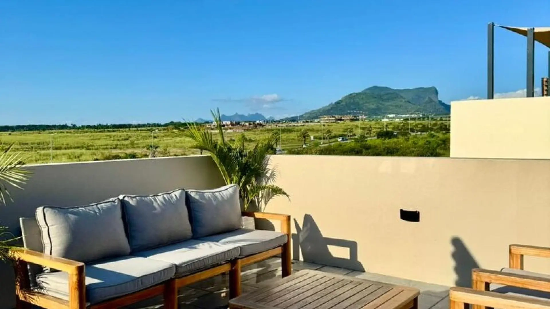 1 - sea view apartment for sale in flic en flac rivière noire mauritius