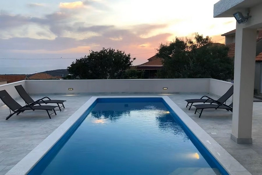 2 - venta casa vista al mar rogoznica šibenik-knin croacia