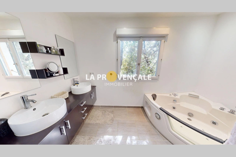 2 - house for sale in trets bouches-du-rhône france