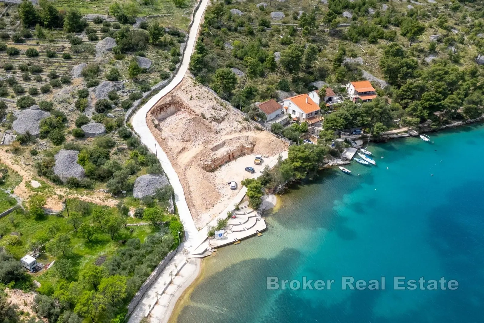 2 - vente terrain pieds dans l'eau brač split-dalmatie croatie