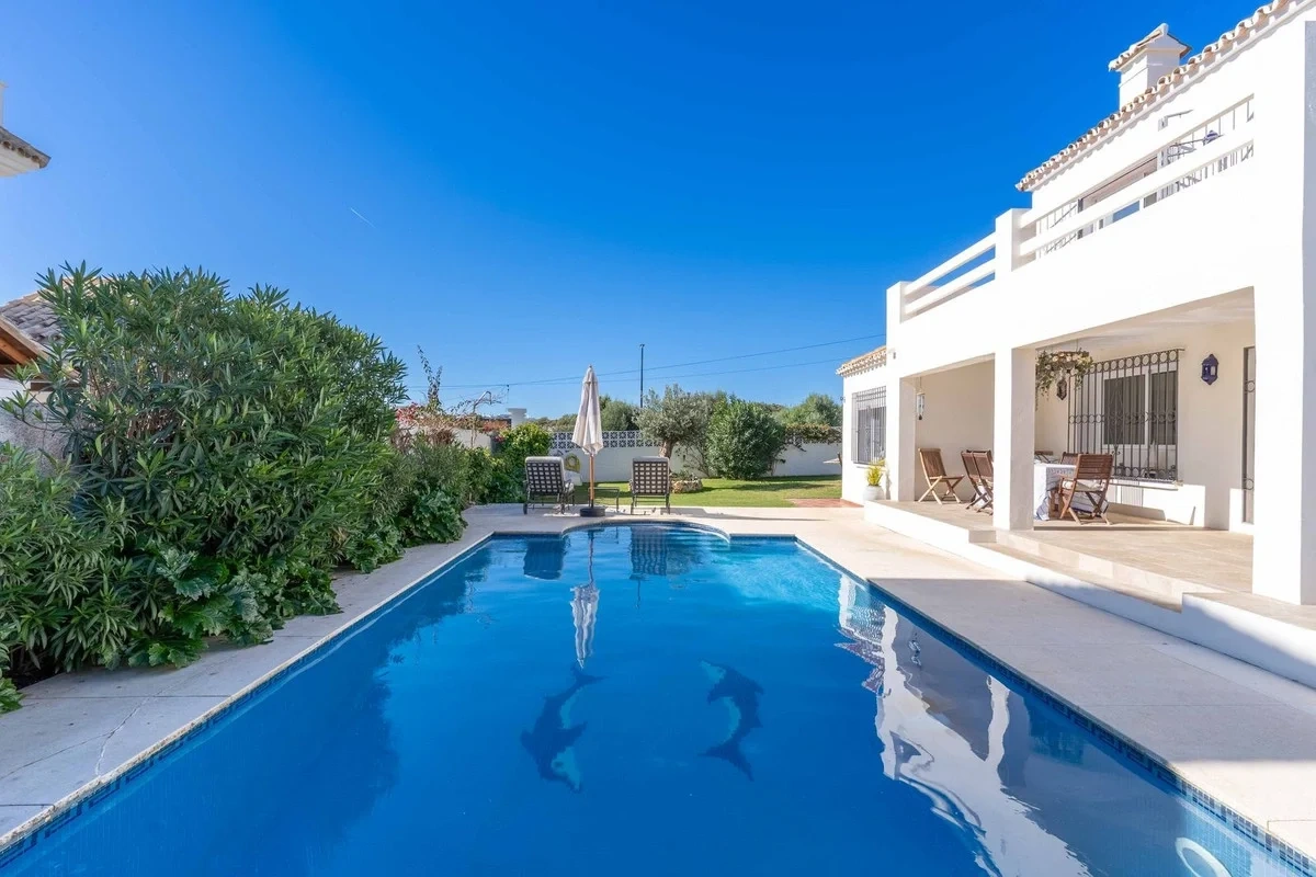 2 - vendita casa spiaggia a piedi san pedro de alcántara andalusia spagna