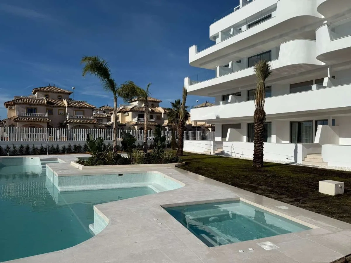 2 - verkauf wohnung cabo roig valencia spanien