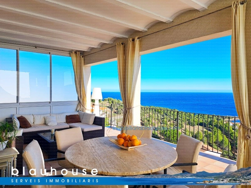 1 - venta casa vista al mar llança cataluña españa