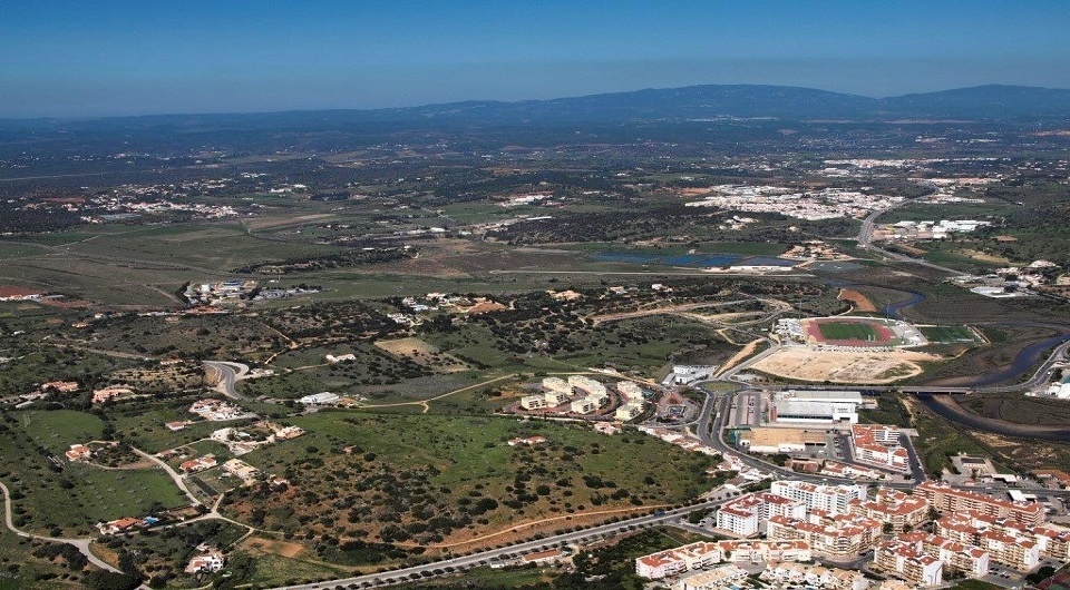 1 - venda terreno a praia ao pé lagos algarve portugal
