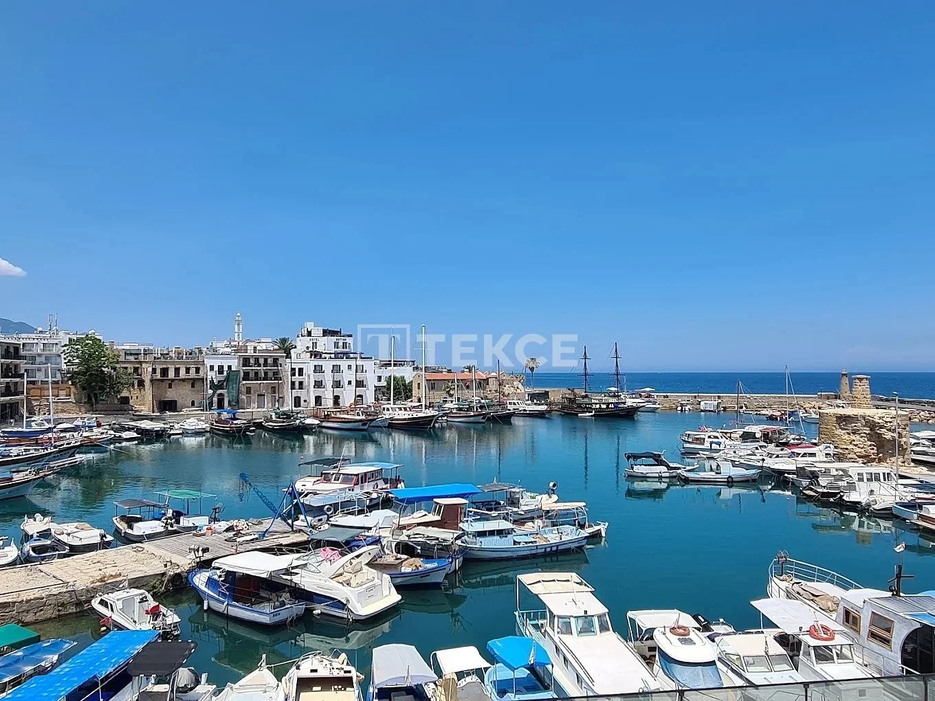 2 - vente commerce vue mer girne kyrenia chypre