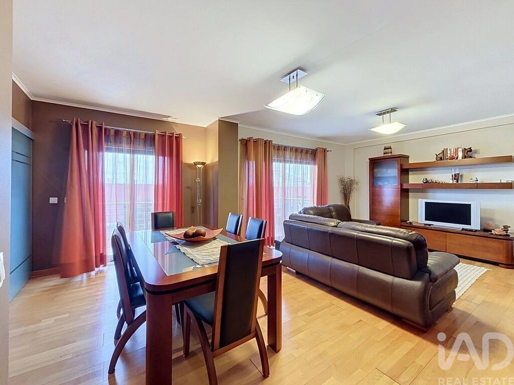 2 - apartment for sale in seixal lisbon region portugal