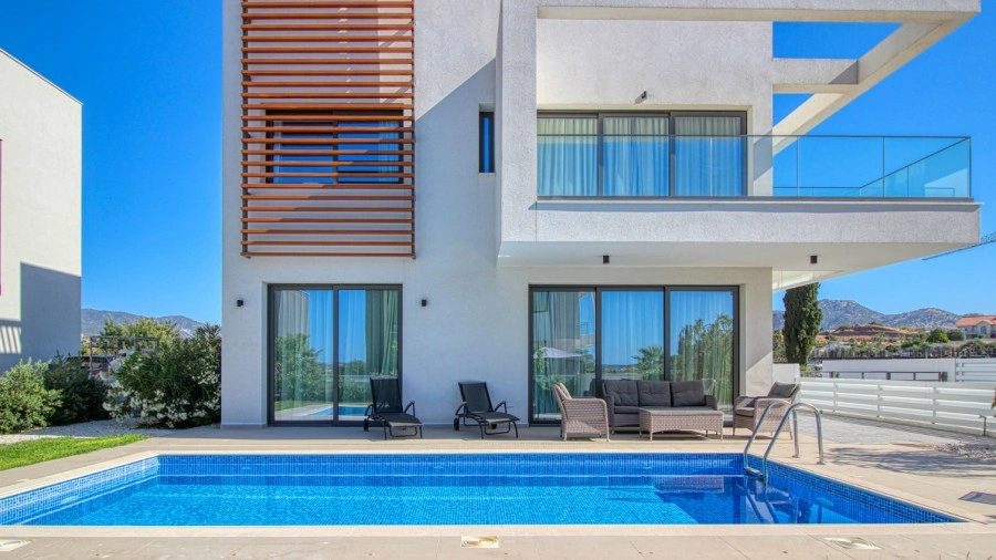 2 - venta villa vista al mar limassol limassol chipre