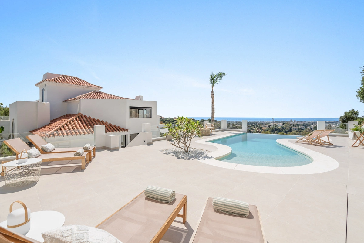 2 - vente maison vue mer nueva andalucia andalousie espagne