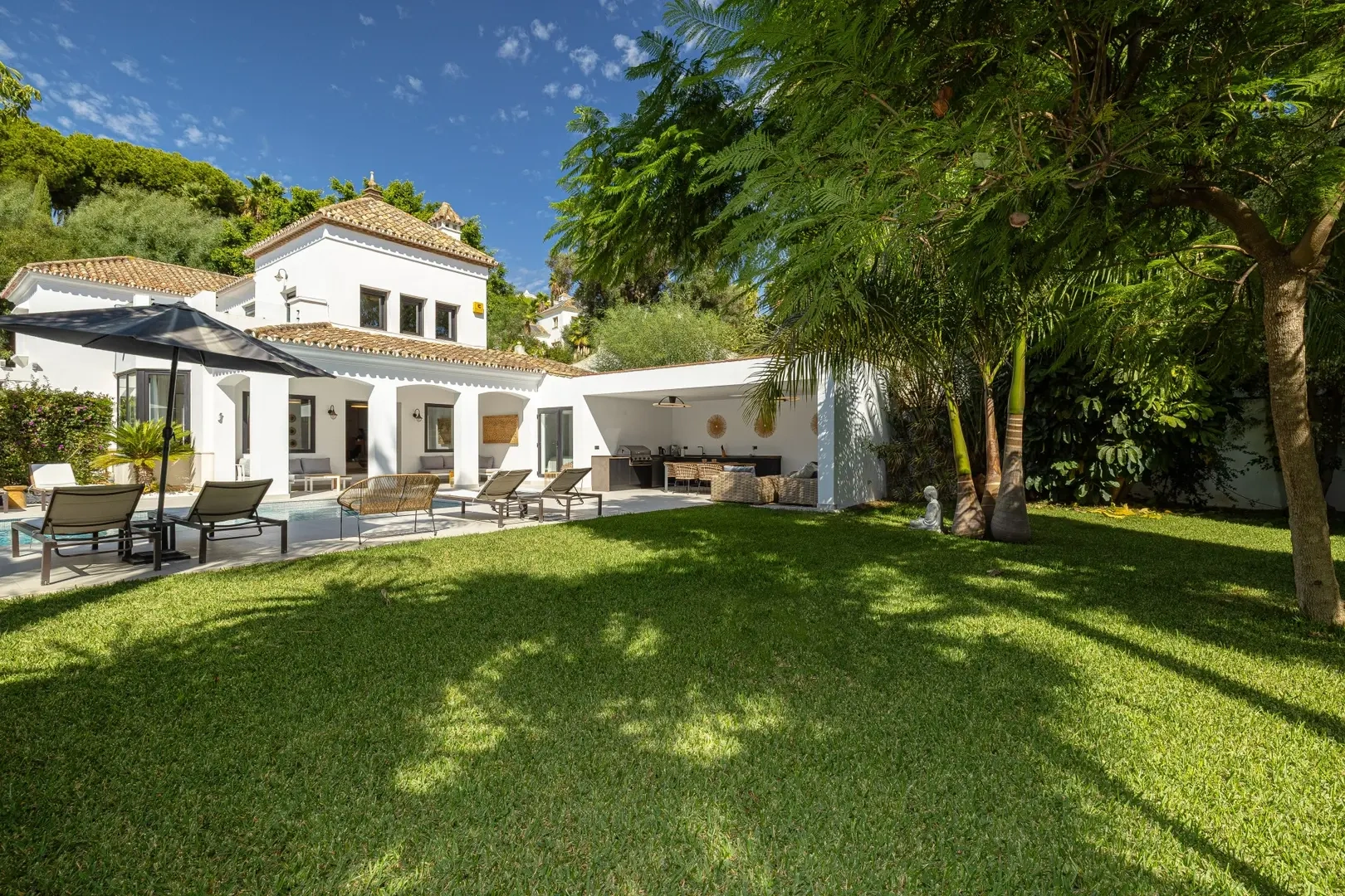 1 - villa for sale in benahavis - costa del sol andalusia spain