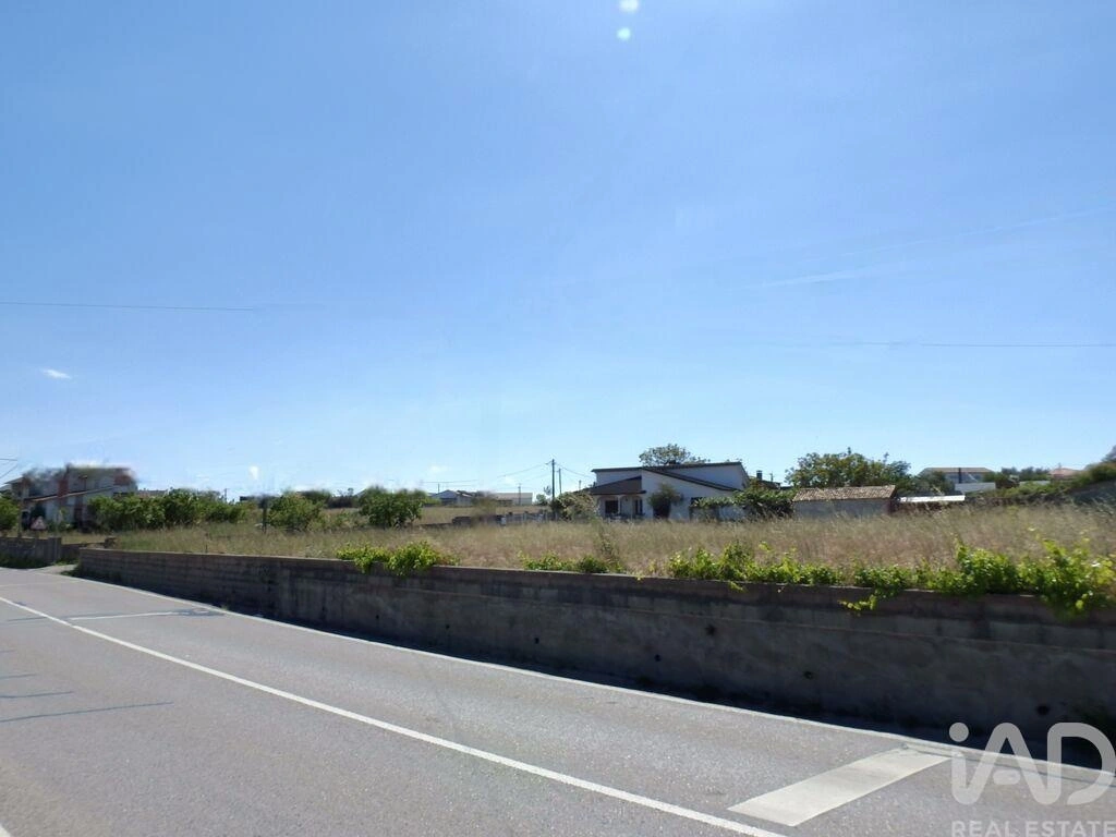 2 - plot of land for sale in leiria centro region portugal