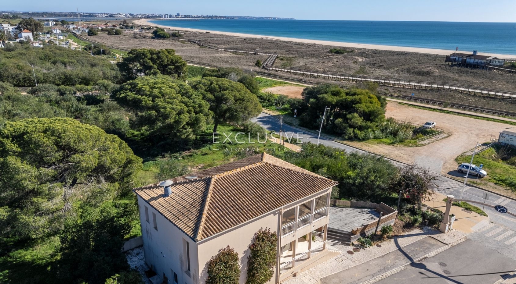 1 - verkauf haus direkt am wasser lagos algarve portugal