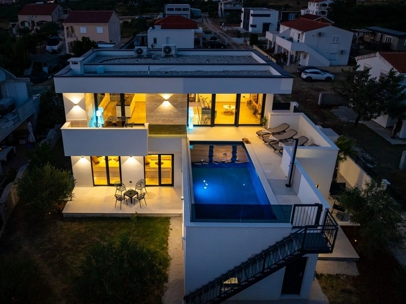 Casa vista al mar con 3 dormitorios