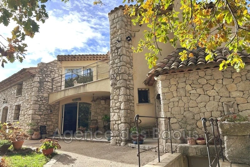 1 - verkoop huis uitzicht op zee coursegoules alpes-maritimes frankrijk